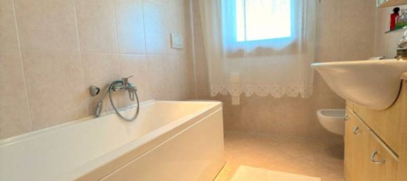 3 Schlafzimmer Doppelhaus in Padua, Italy, Nr. 291638 26