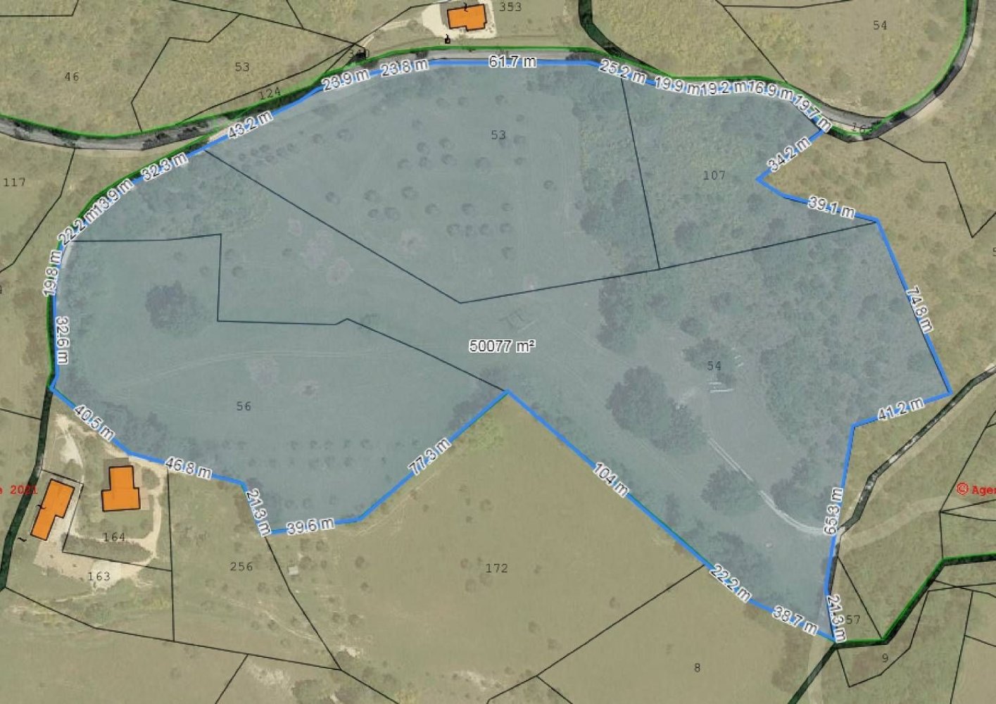 50077m² Land in San Severino Marche, Italy No. 173655