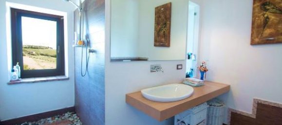 Casa de 5 dormitorios en Porto San Giorgio, Italy No. 179432 18