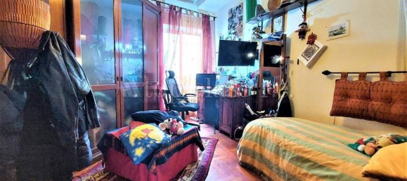 5غرفة شقة في Pozzuoli, Italy رقم 28820 33