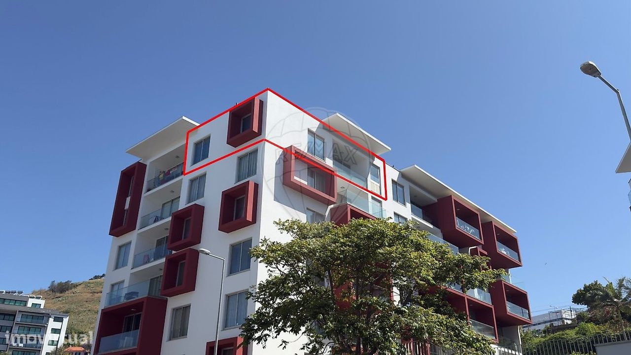 3 bedrooms Apartment in Funchal, Portugal No. 269533