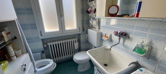 4-salle Appartement à Castenaso, Italy No. 33176 17