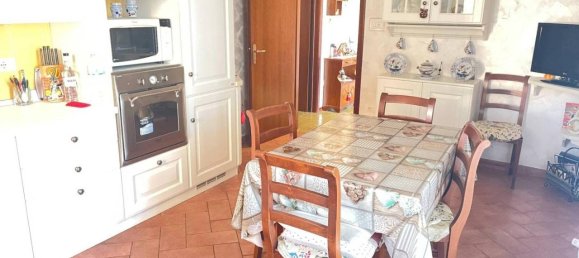 4-salle Appartement à Castenaso, Italy No. 33176 9