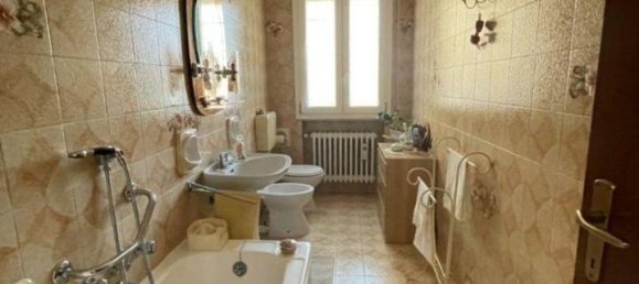 4-salle Appartement à Castenaso, Italy No. 33176 11