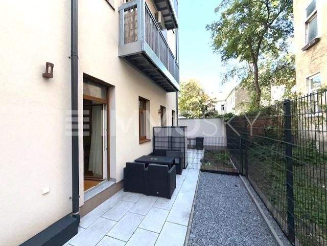 2-salle Appartement à Rudolfsheim-Funfhaus, Austria No. 207706