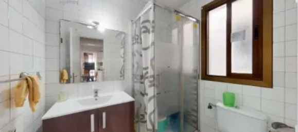 Apartamento de 3 dormitorios en Comunidad Autónoma Vasca, Spain No. 169356 2