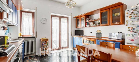 3 Schlafzimmer Wohnung in Cosenza, Italy, Nr. 207392 6
