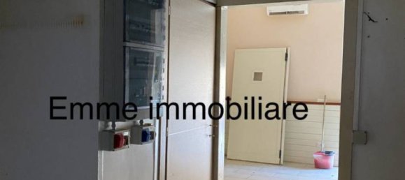 2غرفة عقار تجاري في Messina, Italy رقم 335079 27