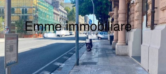 2غرفة عقار تجاري في Messina, Italy رقم 335079 6