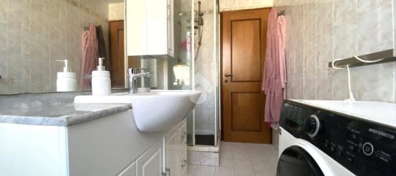 3 bedrooms Apartment in Terni, Italy No. 168250 10