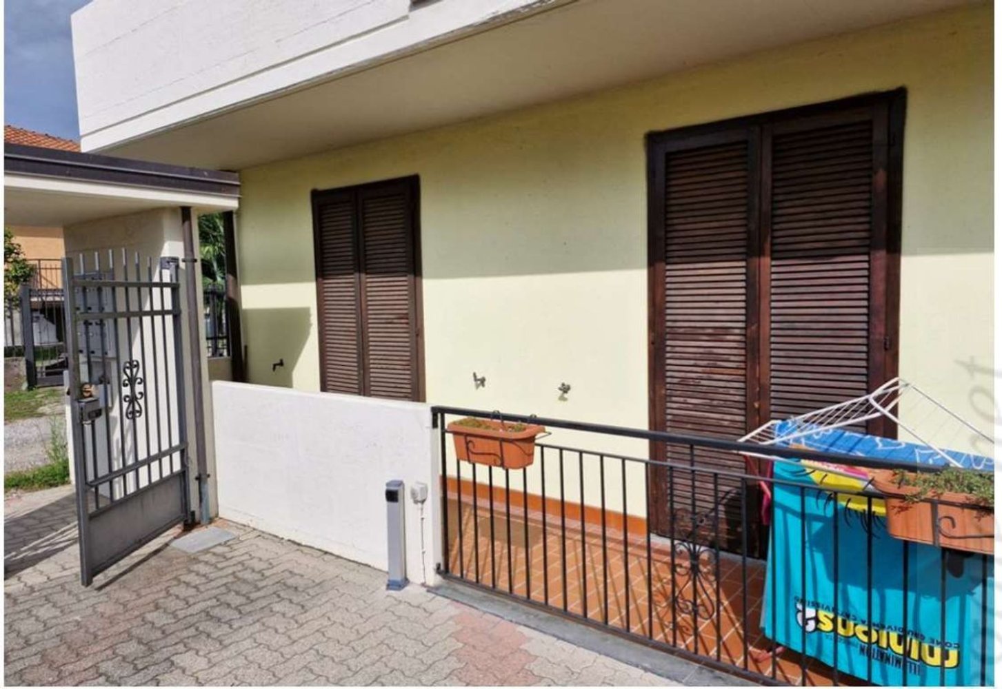 Квартира с 3 комнатами в Арсаго Сеприо, Италия № 3171