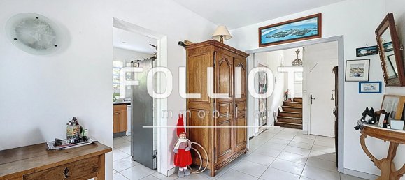 5 bedrooms House in Saint-Pair-sur-Mer, France No. 288580 4