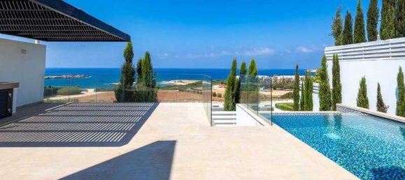 Дом с 5 спальнями в Пейя, Кипр № 15044 2