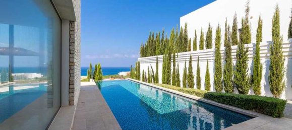 Дом с 5 спальнями в Пейя, Кипр № 15044 3