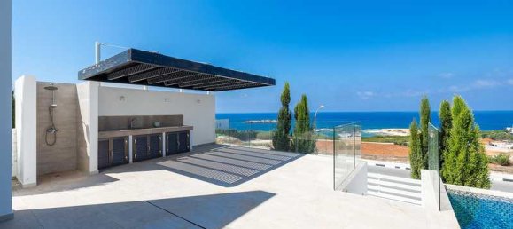 Дом с 5 спальнями в Пейя, Кипр № 15044 9