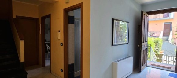 6 bedrooms House in Bronte, Italy No. 334338 5