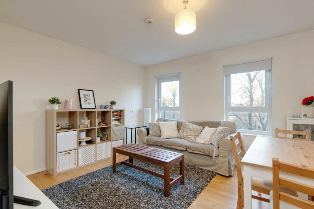 Apartamento T2 em Ealing, United Kingdom N.º 5796