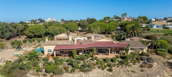 5 غرف نوم فيلا في Luz, Portugal رقم 104722 35