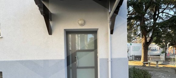 4 rooms Apartment in Castelnuovo Rangone, Italy No. 28619 7