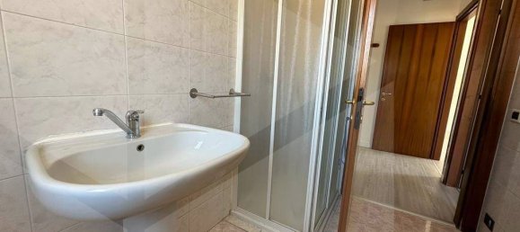 2 rooms Apartment in Arzignano, Italy No. 19257 3