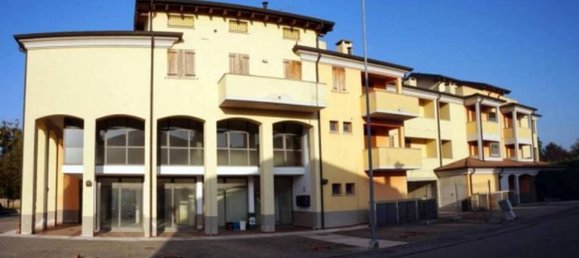 Büro in Gonzaga, Italy 77m², Nr. 265636 8