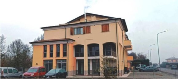 Büro in Gonzaga, Italy 77m², Nr. 265636 2
