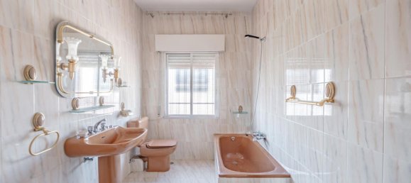 7 bedrooms House in Toledo, Spain No. 181142 11