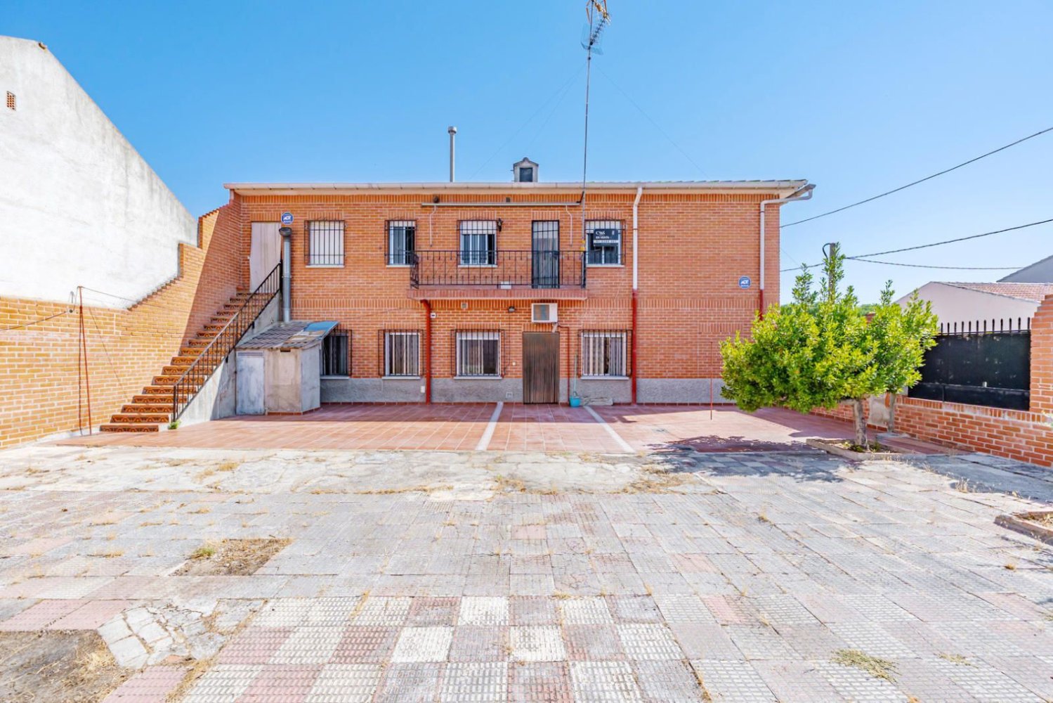 7 bedrooms House in Toledo, Spain No. 181142