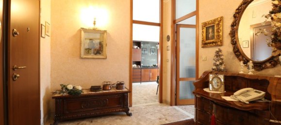 5-Zimmer Wohnung in Bussolengo, Italy, Nr. 276467 2