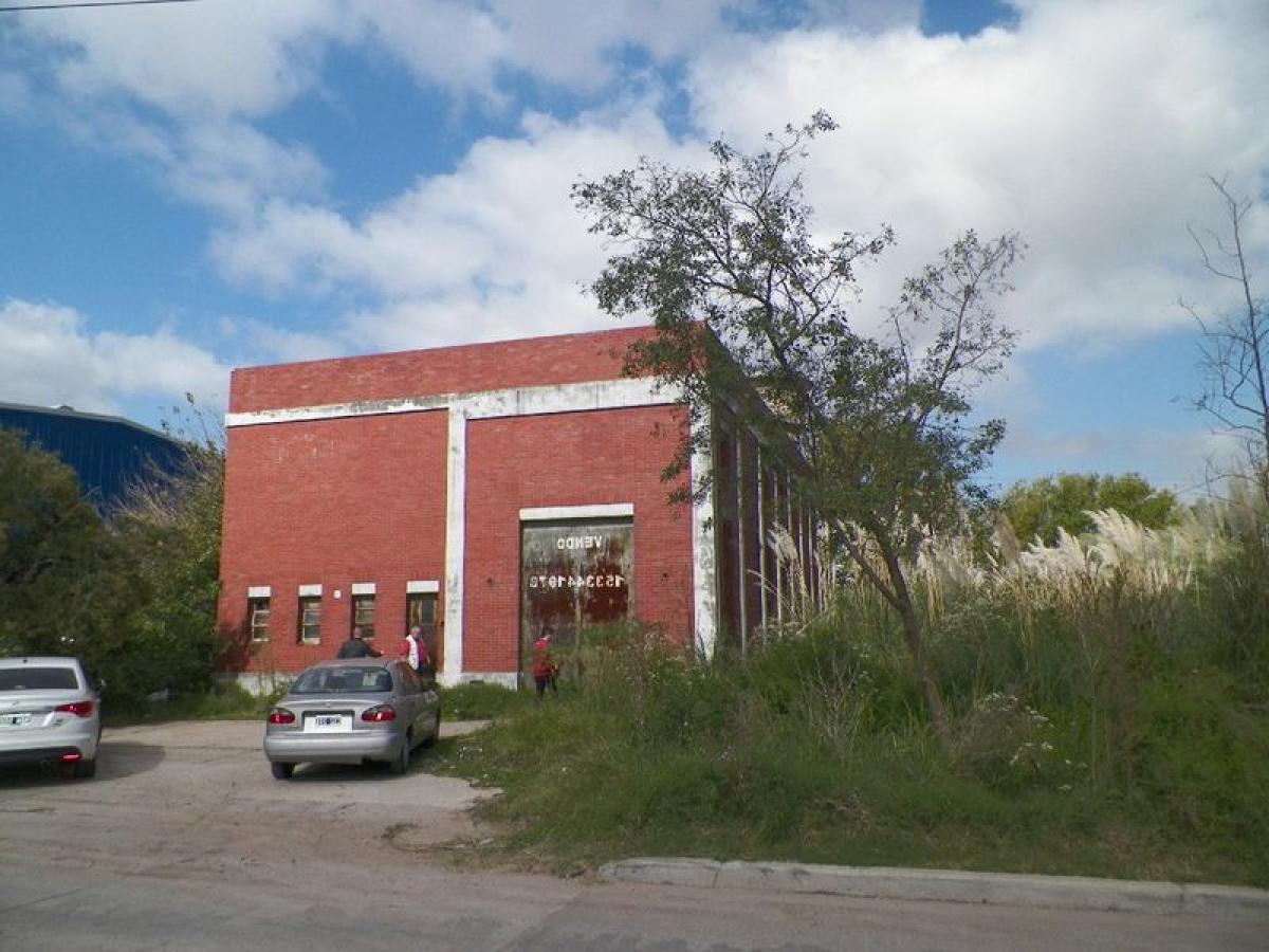 Grundstück in Quilmes, Argentina, Nr. 46932