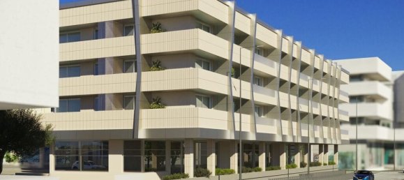 142m² Commercial property in Viana do Castelo, Portugal No. 158808 4