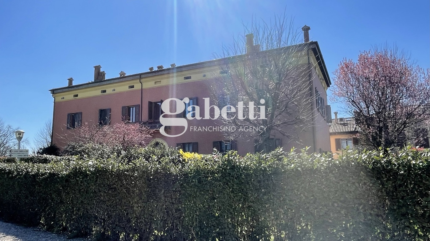 2 bedrooms Apartment in Bologna, Italy No. 57539