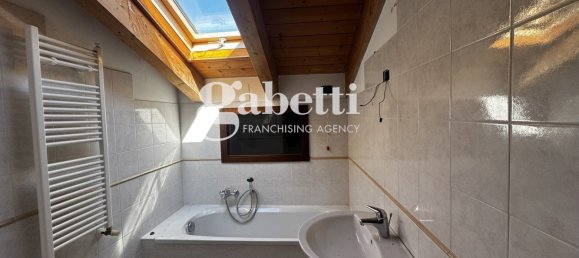 2 bedrooms Apartment in Bologna, Italy No. 57539 9