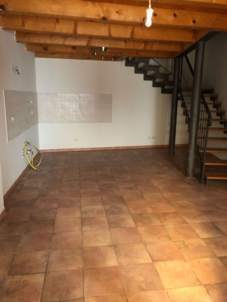 3غرفة منزل في Mezzane di Sotto, Italy رقم 132784