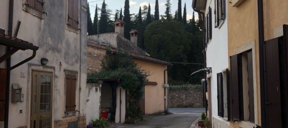 3غرفة منزل في Mezzane di Sotto, Italy رقم 132784 5