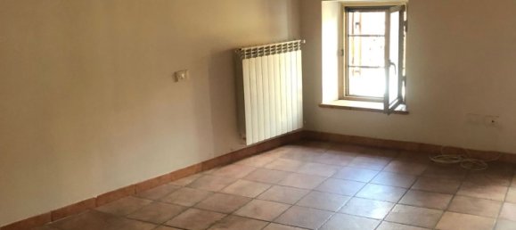 3غرفة منزل في Mezzane di Sotto, Italy رقم 132784 20