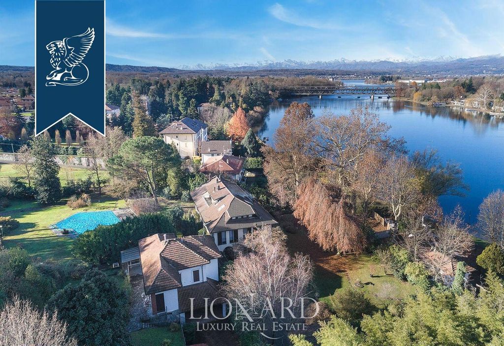 Villa de 9 dormitorios en Castelletto sopra Ticino, Italy No. 313173