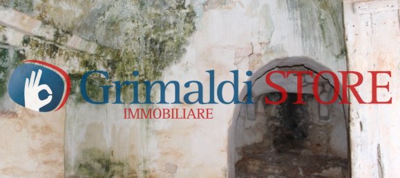 6 rooms House in San Michele Salentino, Italy No. 78769 24