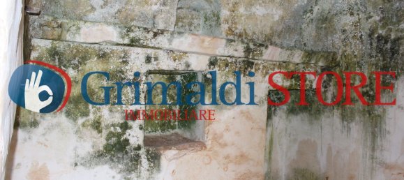 6 rooms House in San Michele Salentino, Italy No. 78769 25