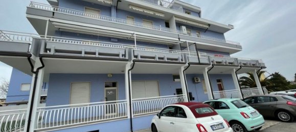 5 rooms Apartment in Casalbordino, Italy No. 131734 3