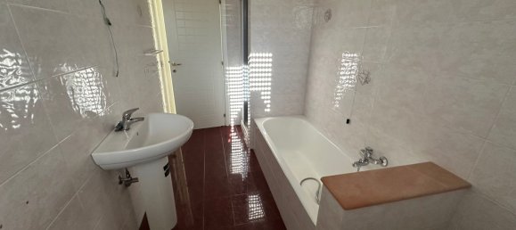 5 rooms Apartment in Casalbordino, Italy No. 131734 25