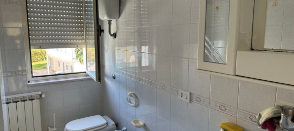 5 rooms Apartment in Casalbordino, Italy No. 131734 19