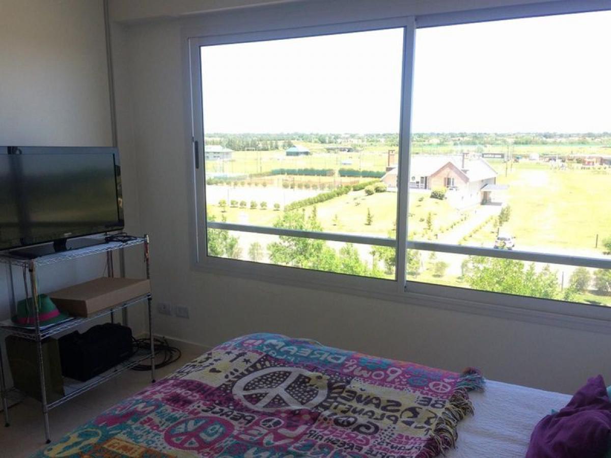 Studio in Tigre, Argentina No. 62274