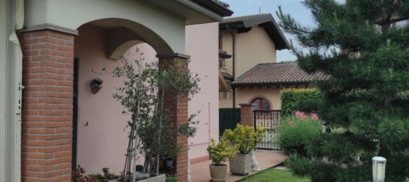 Villa de 5 dormitorios en Broni, Italy No. 365655 7