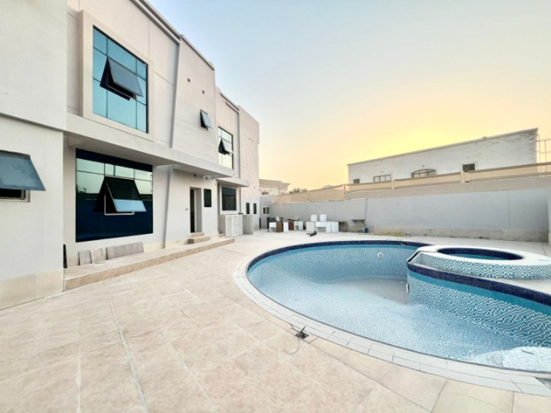 Вилла с 5 спальнями в Аль-Барша, ОАЭ № 102736