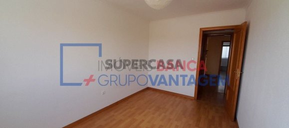 3 Schlafzimmer Wohnung in Moita, Portugal, Nr. 295650 10
