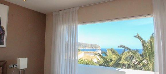 4 bedrooms Villa in Moraira, Spain No. 4401 18