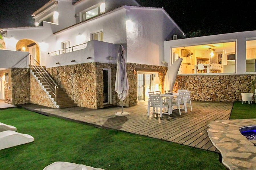 4 bedrooms Villa in Moraira, Spain No. 4401