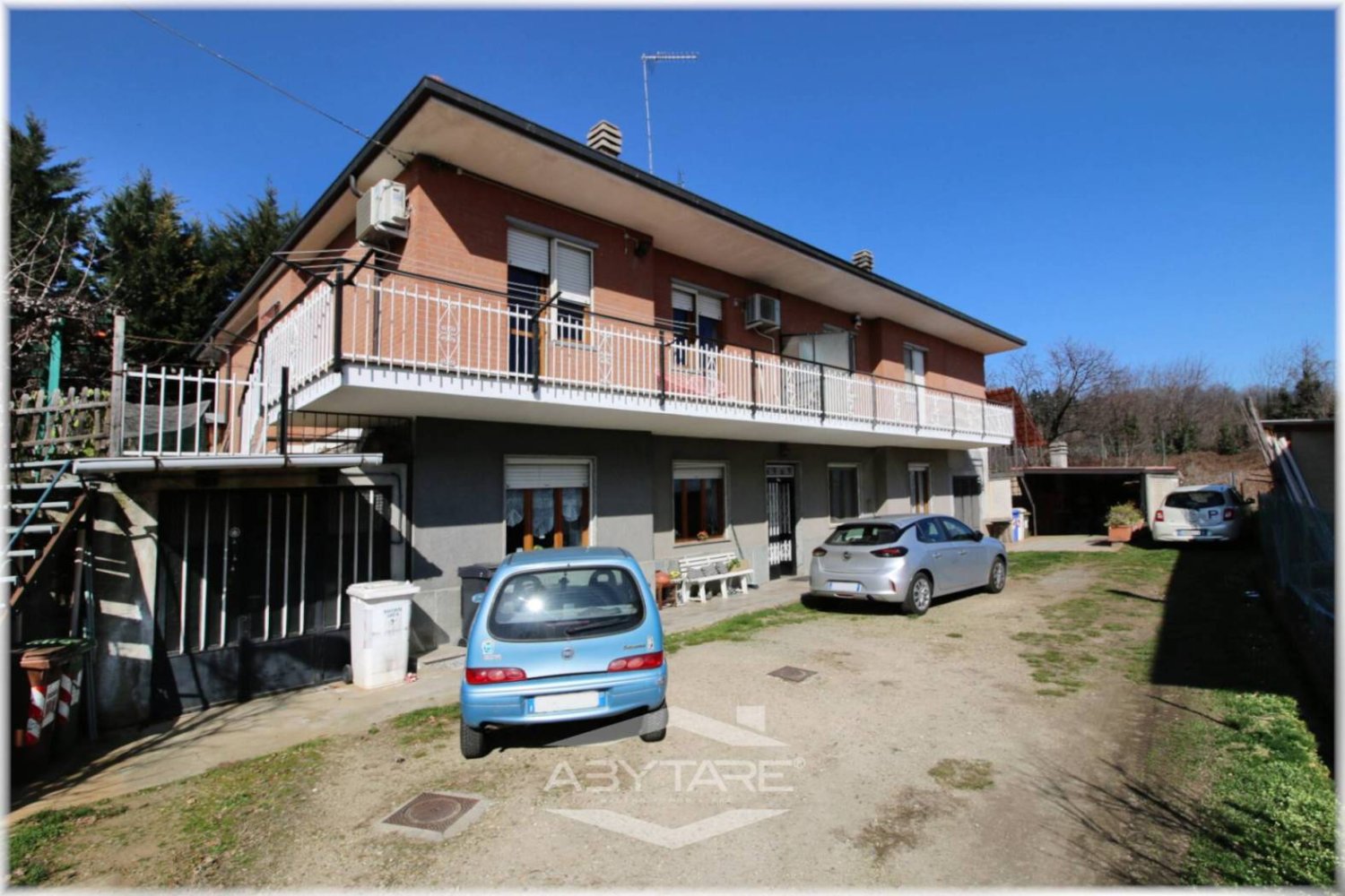 2 bedrooms Villa in Villarbasse, Italy No. 98442