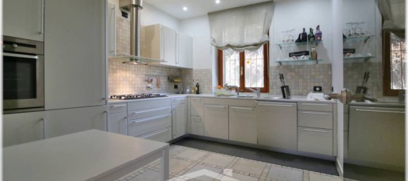 2 bedrooms Villa in Villarbasse, Italy No. 98442 29